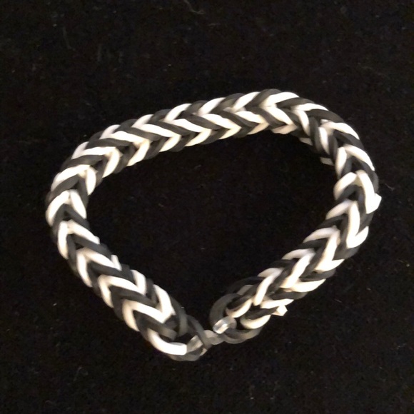 HANDMADE CHOKER AND TWO BRACELETS - Picture 3 of 7